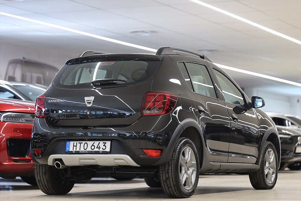 Vehicle Image 7
