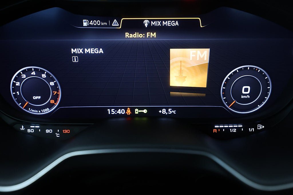 Vehicle Image 19