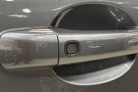 Vehicle Image 23