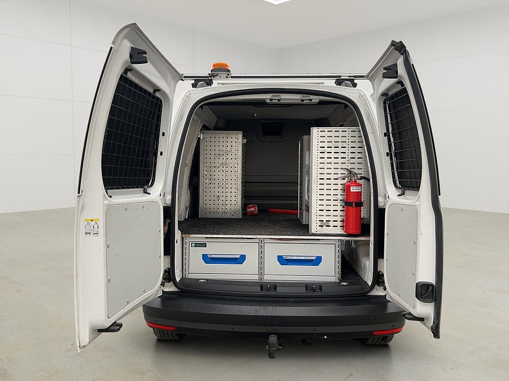 Vehicle Image 13