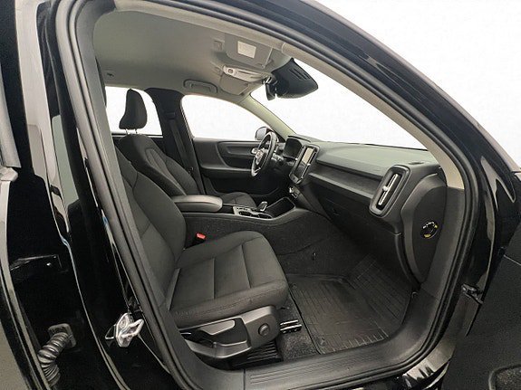 Vehicle Image 27
