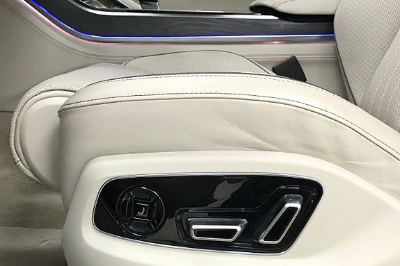 Vehicle Image 37