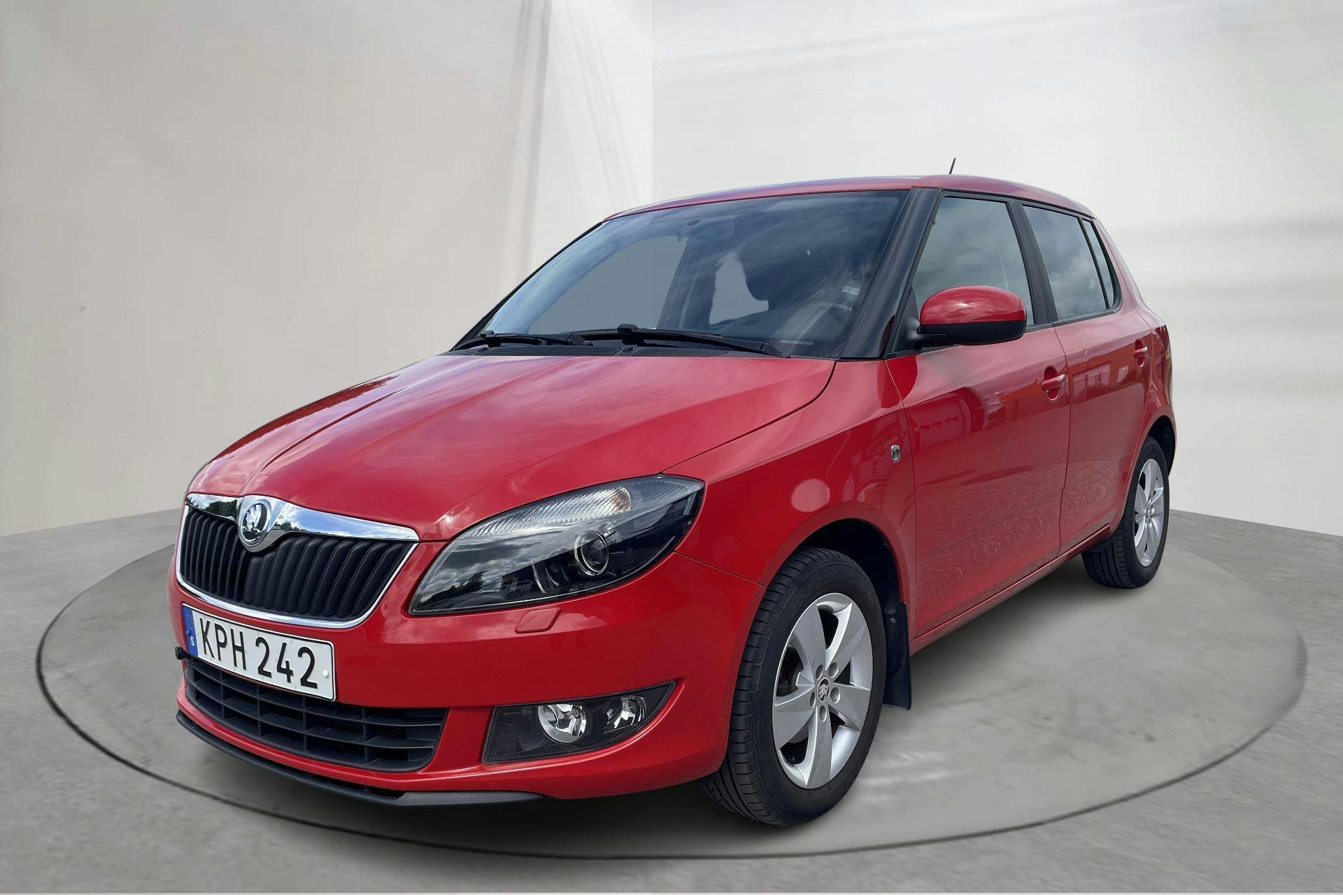 Vehicle Image 1