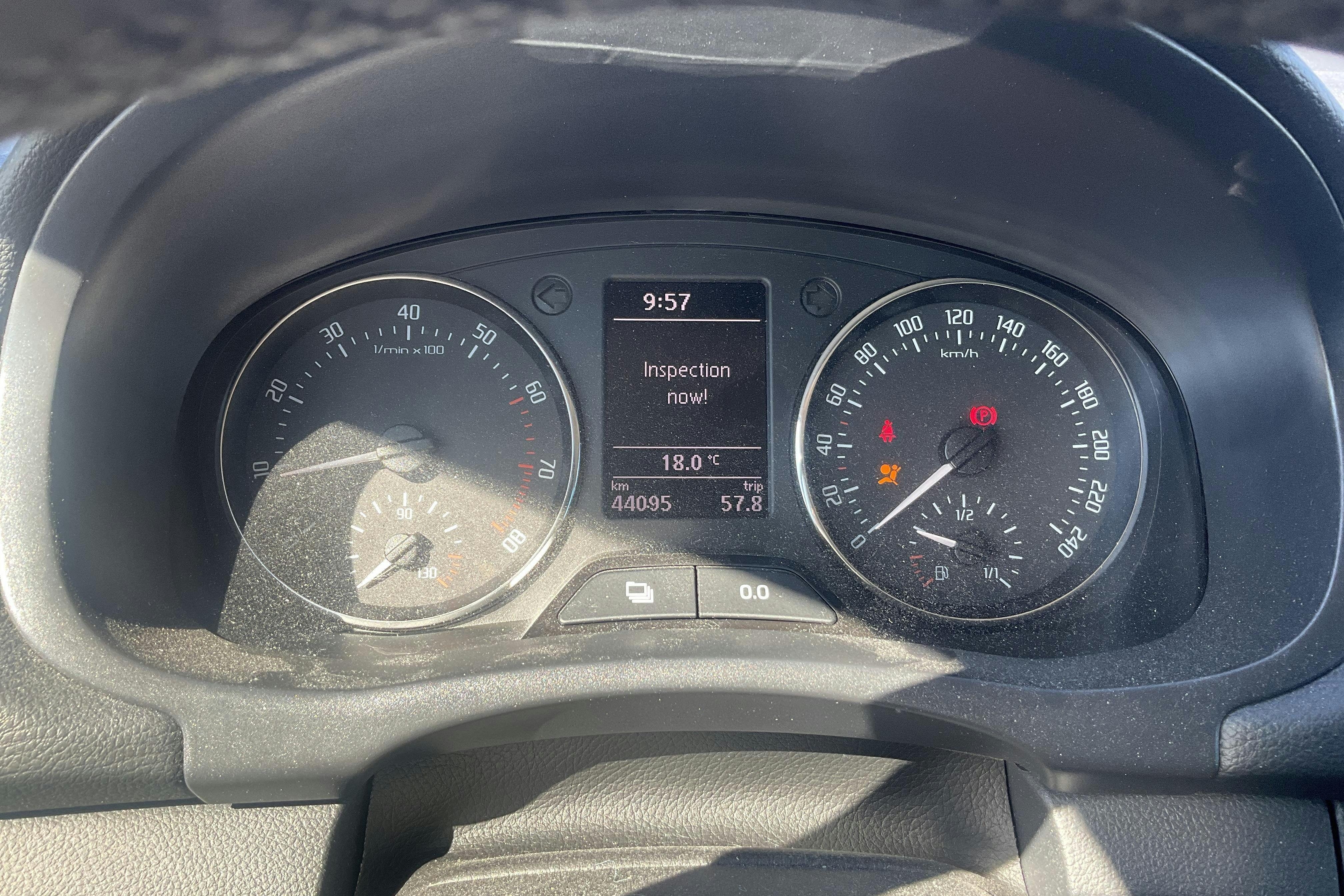 Vehicle Image 10