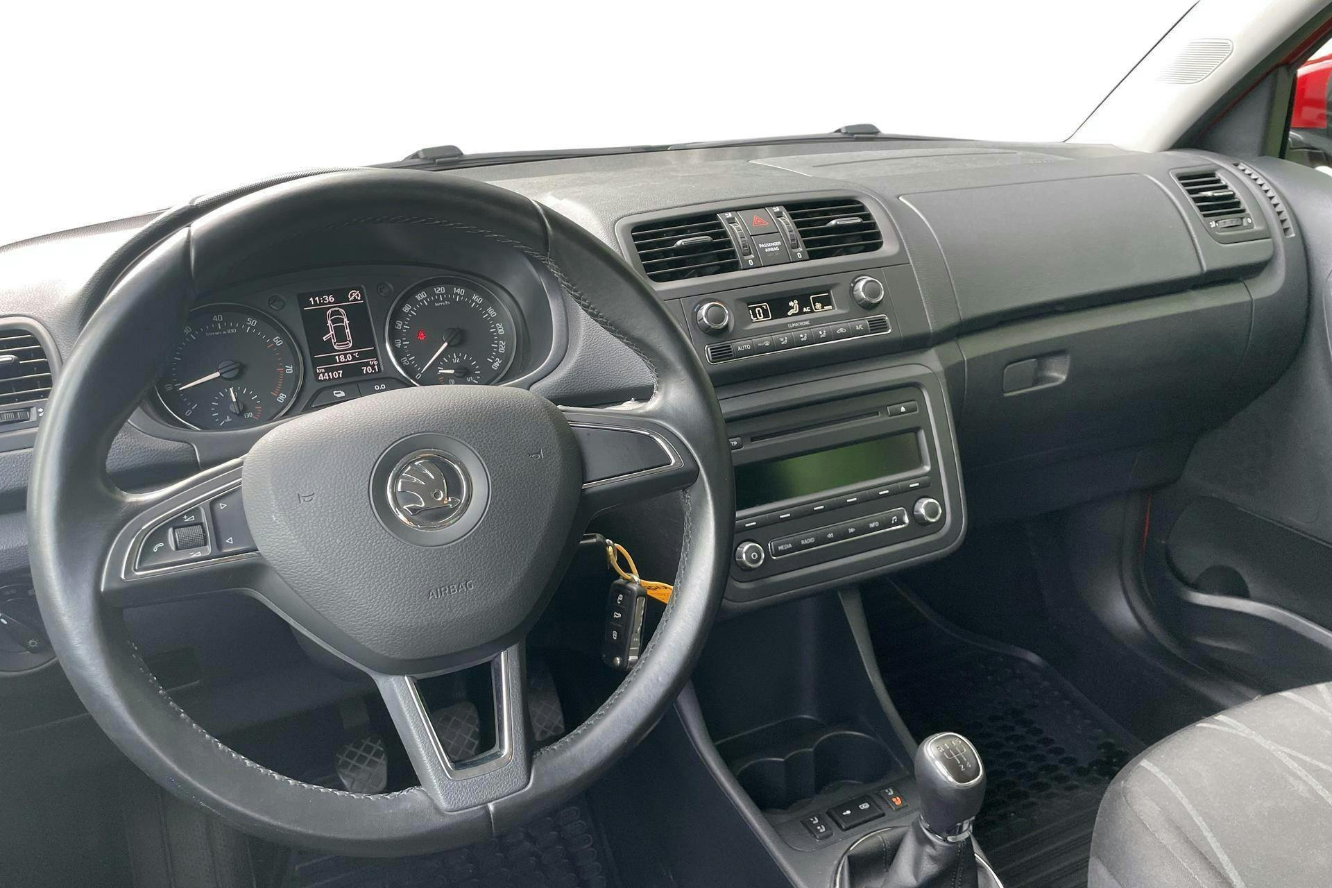 Vehicle Image 11