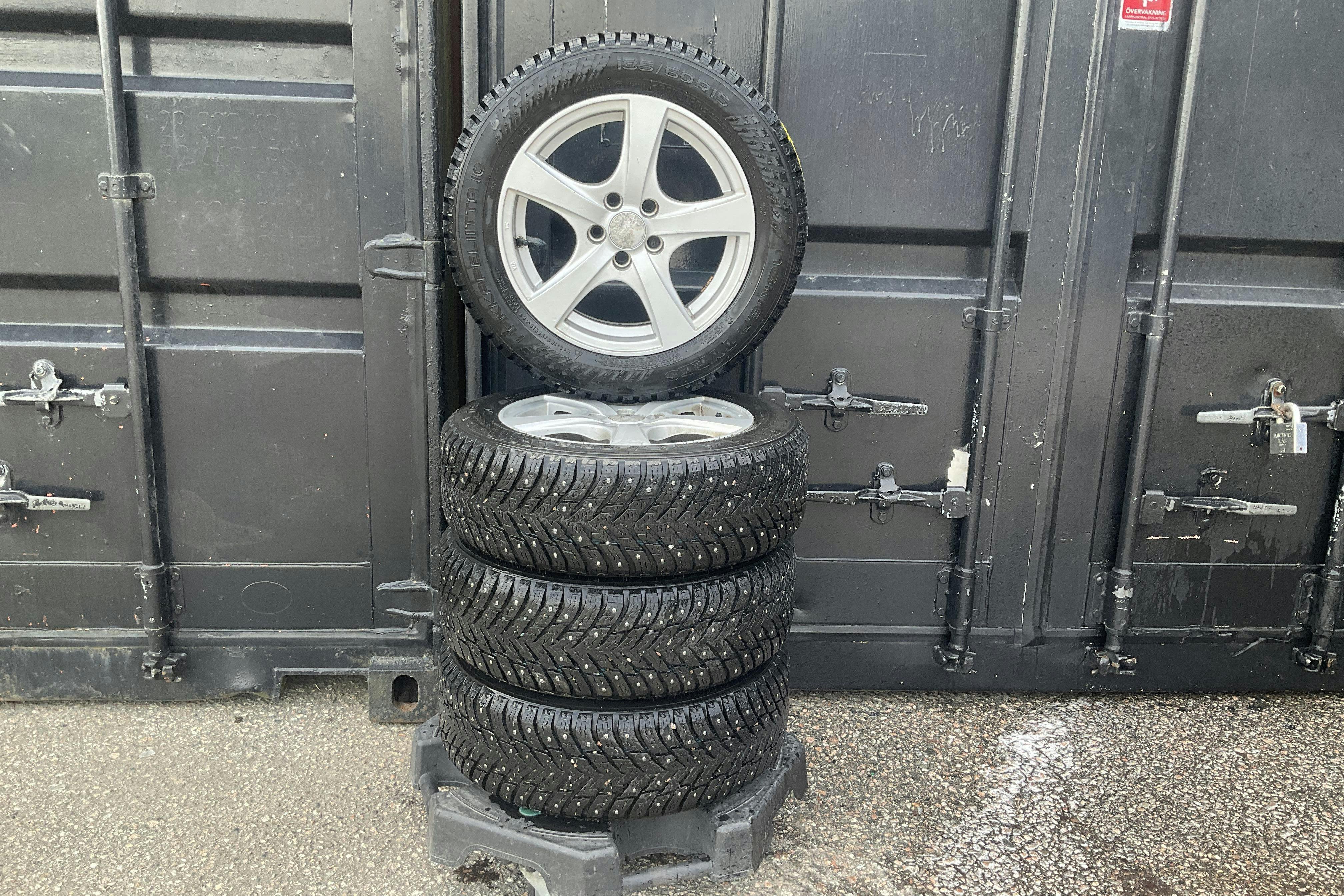 Vehicle Image 13