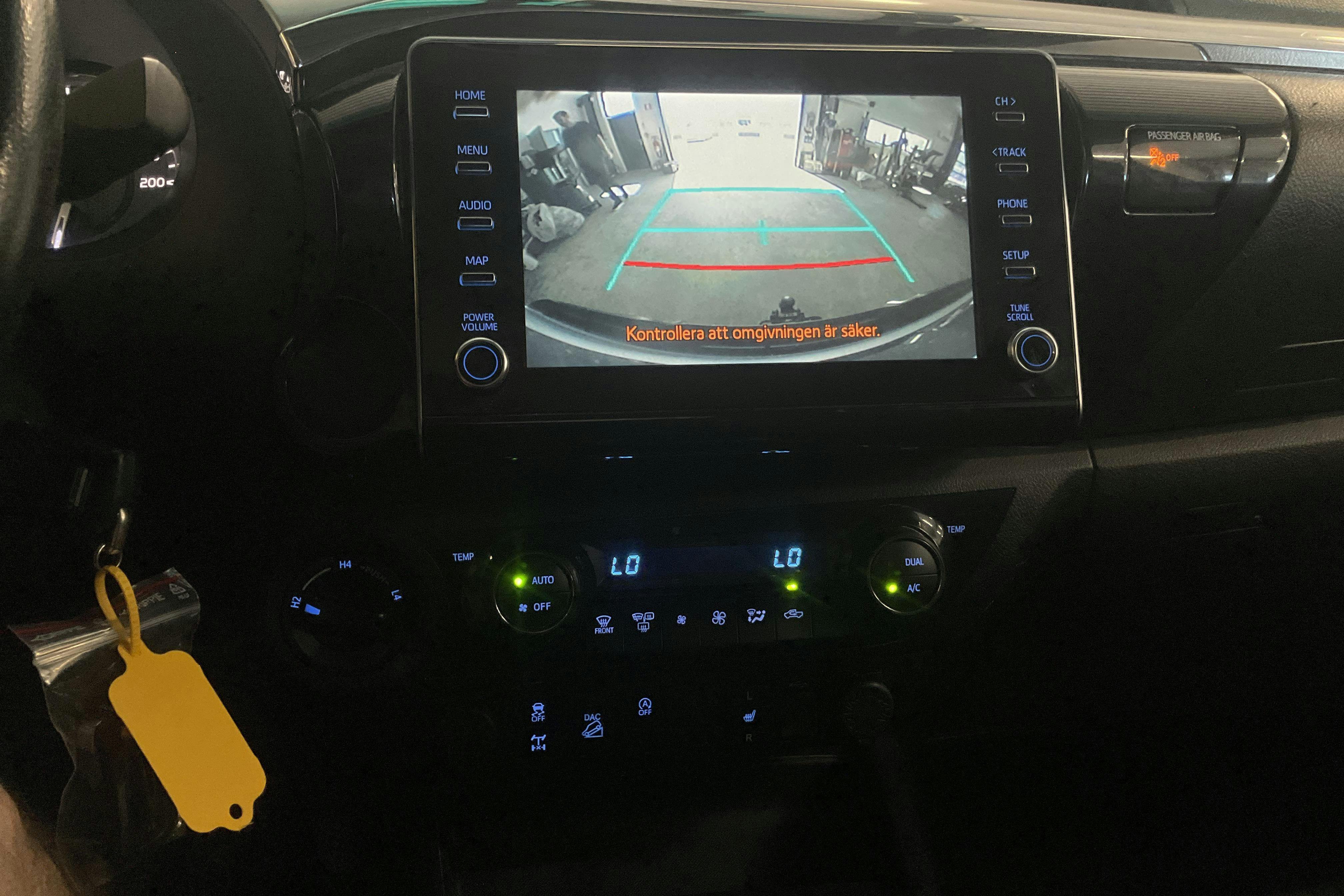 Vehicle Image 12