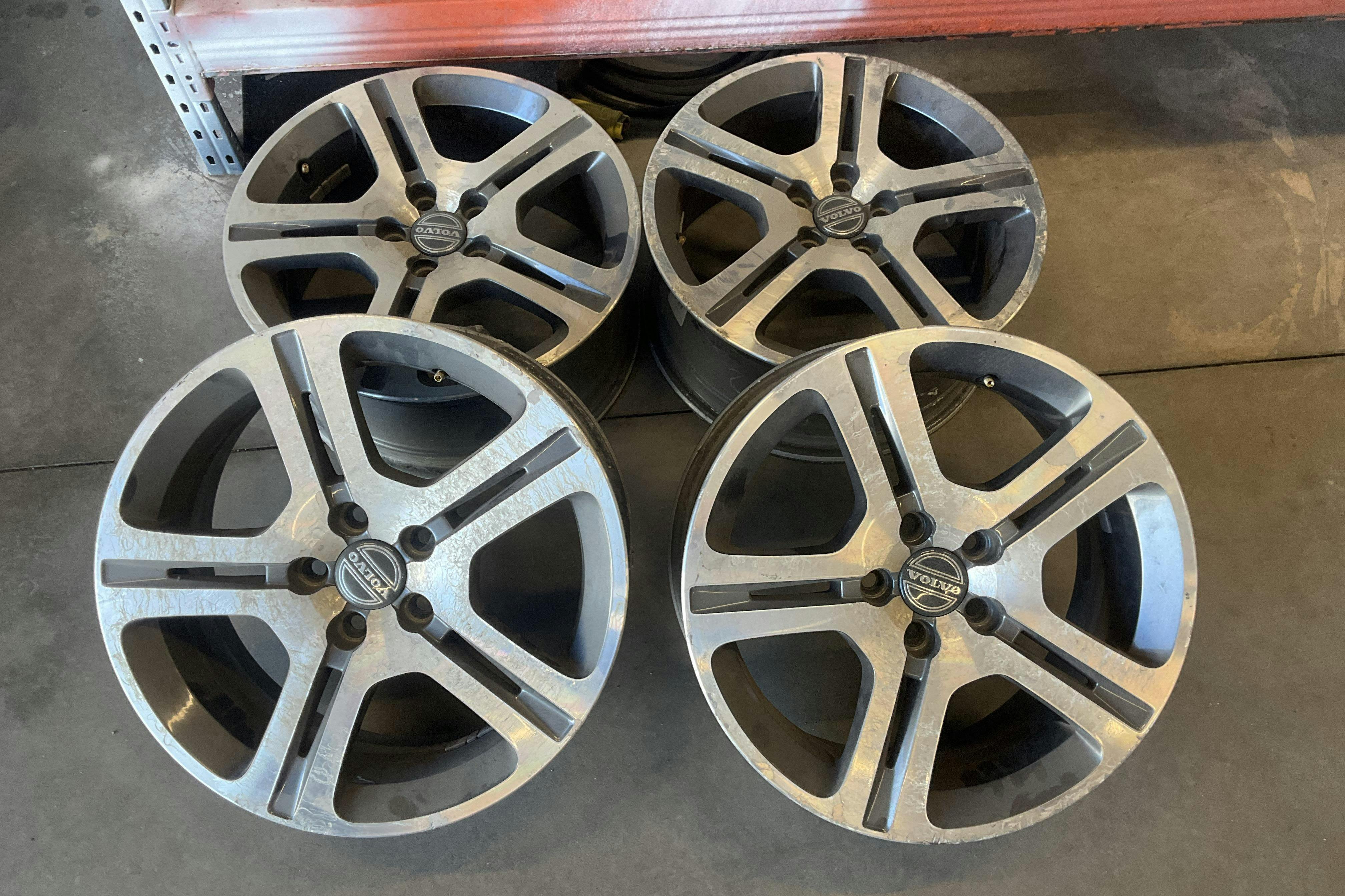 Vehicle Image 13
