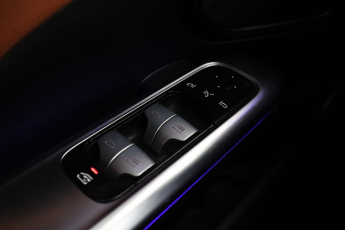 Vehicle Image 33