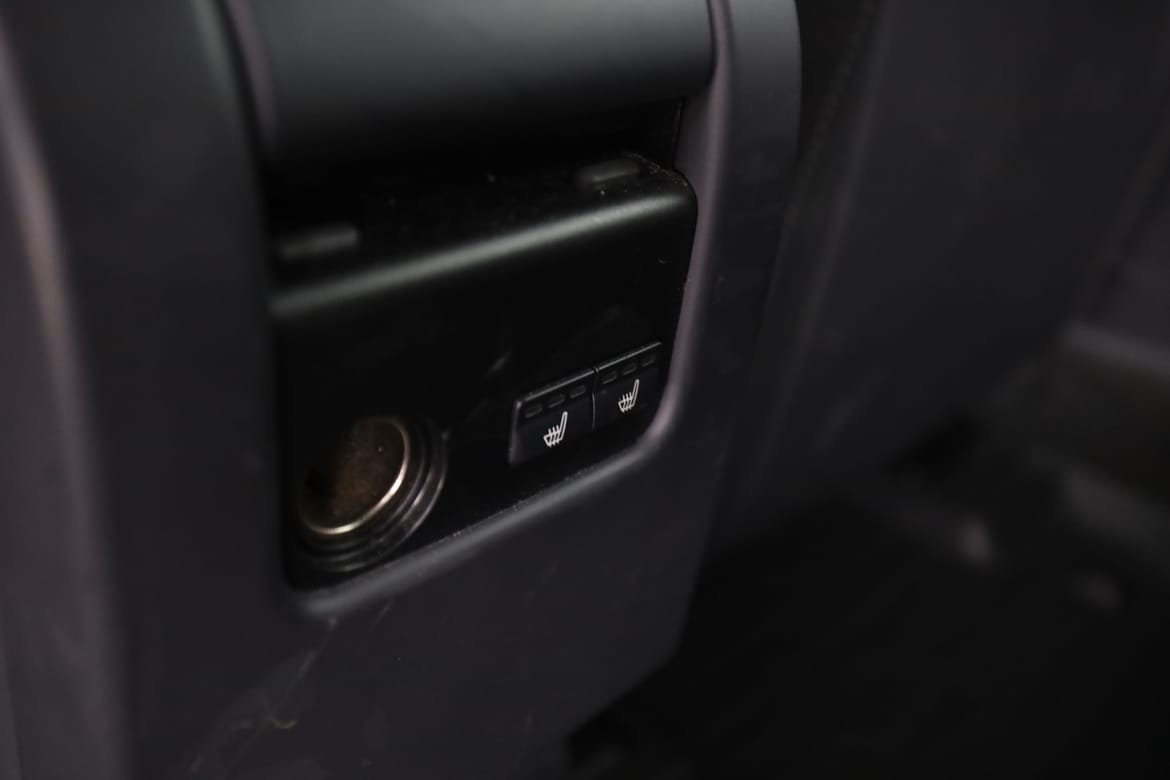 Vehicle Image 38