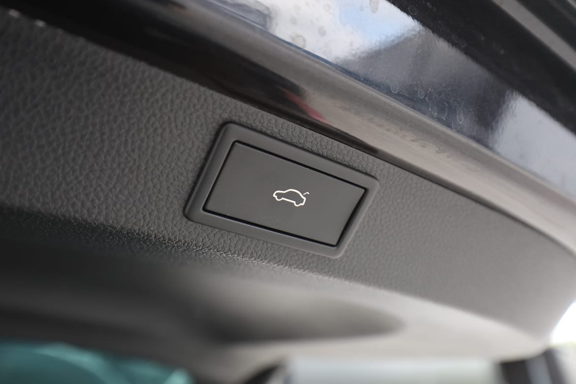 Vehicle Image 40