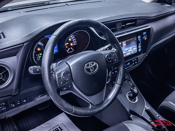 Vehicle Image 15