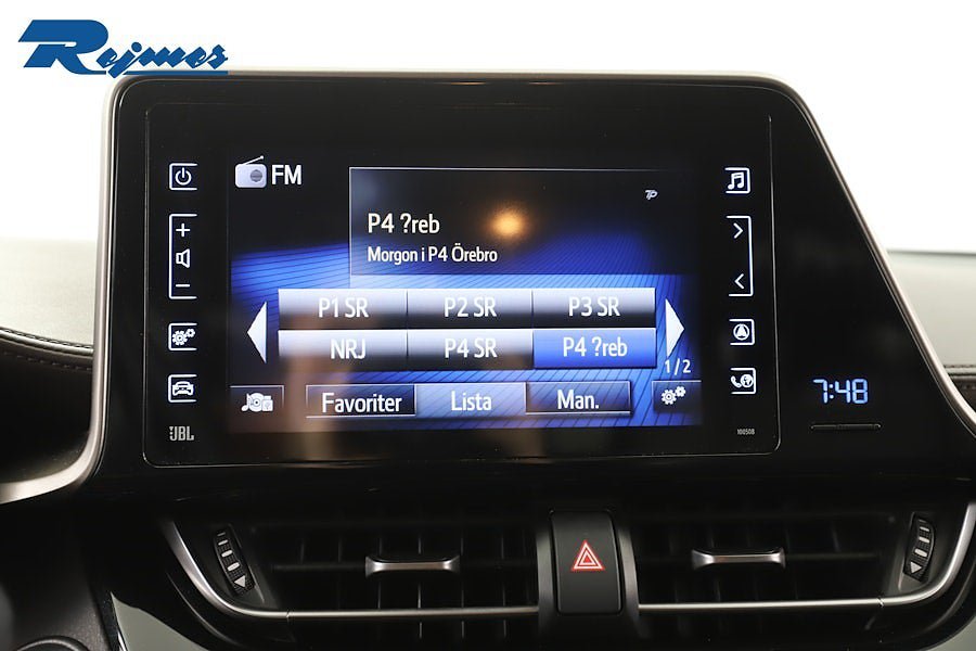 Vehicle Image 9