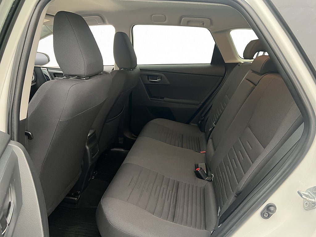 Vehicle Image 24