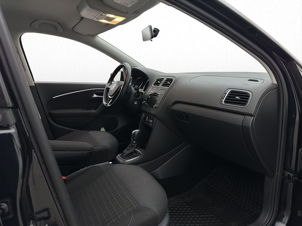 Vehicle Image 17