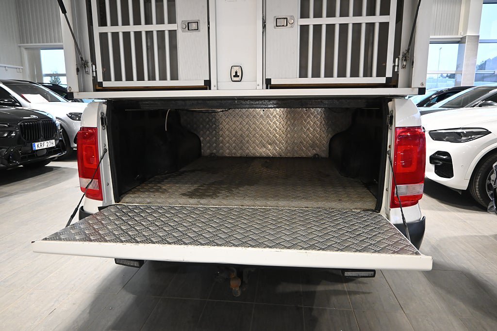 Vehicle Image 17