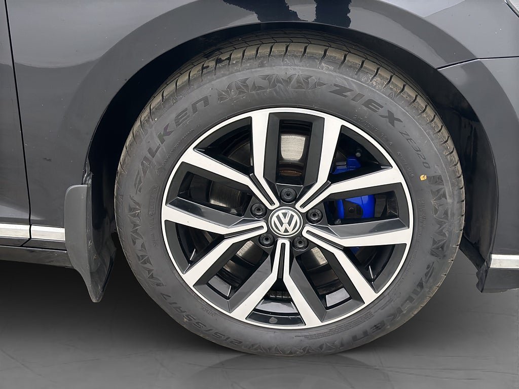 Vehicle Image 38