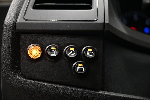 Vehicle Image 26
