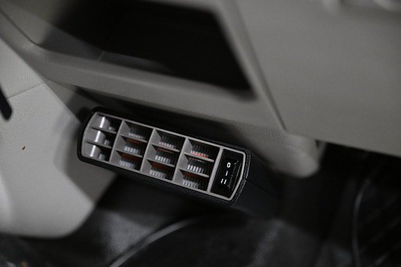 Vehicle Image 27