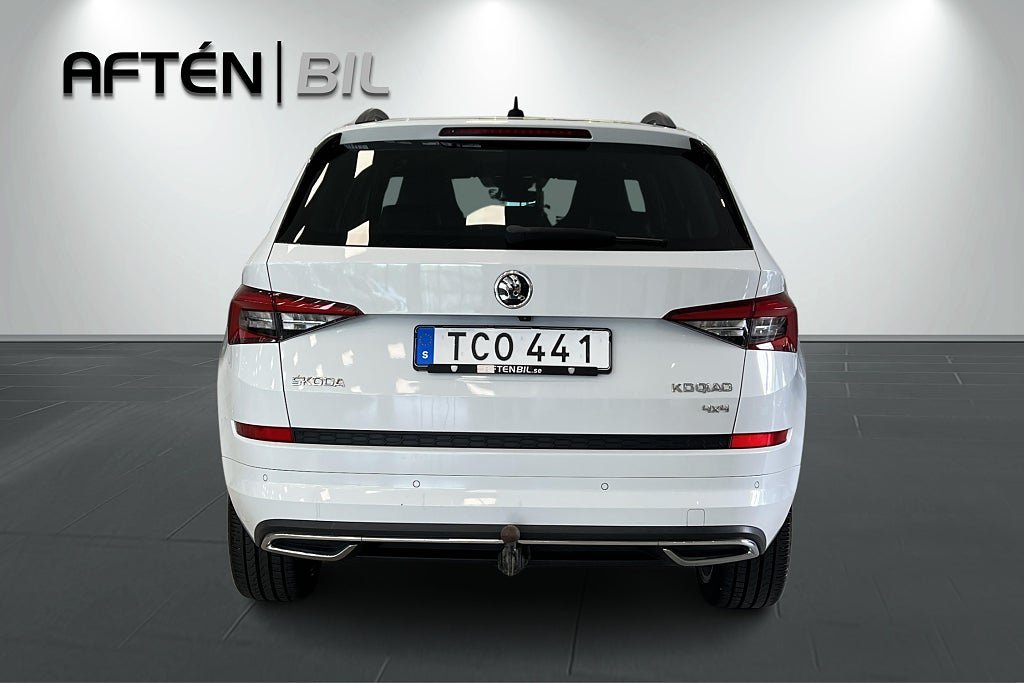 Vehicle Image 9