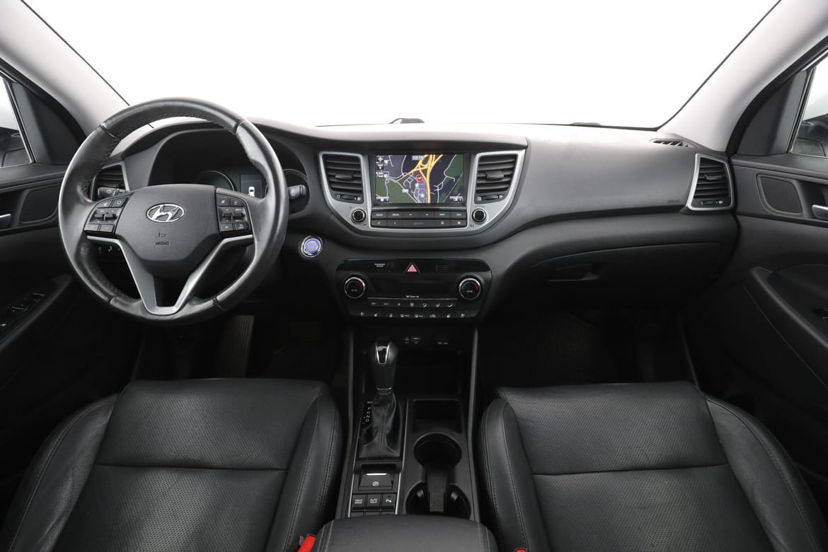 Vehicle Image 11
