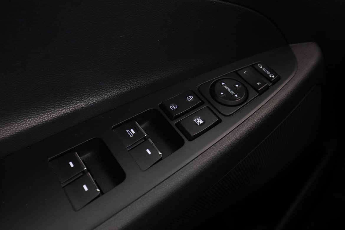 Vehicle Image 33