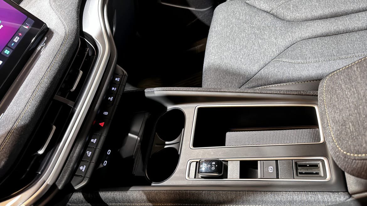 Vehicle Image 19