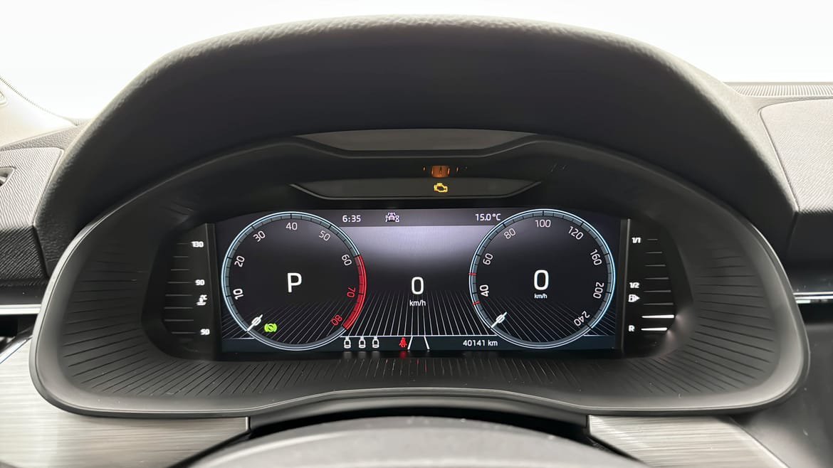 Vehicle Image 13