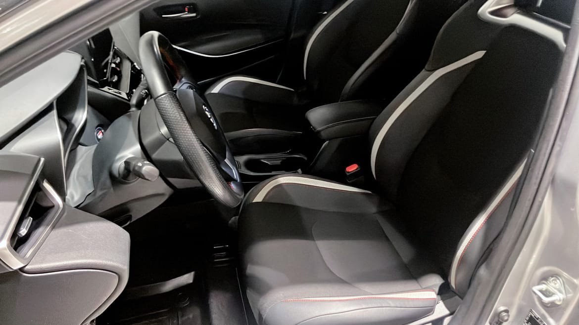 Vehicle Image 8