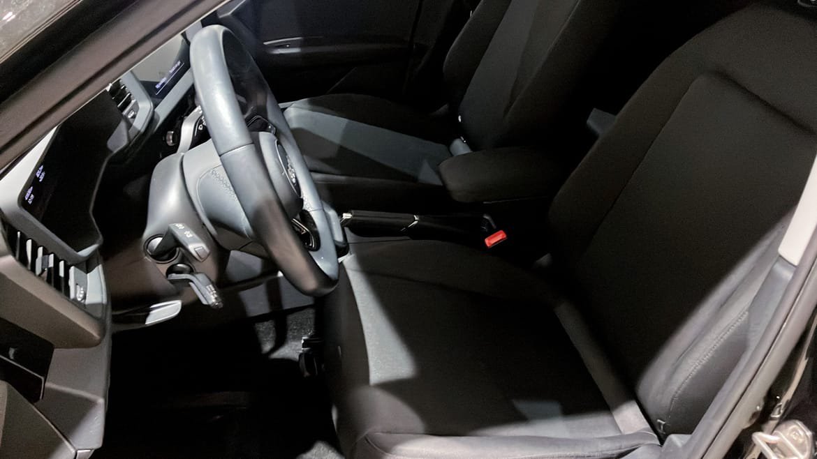 Vehicle Image 8