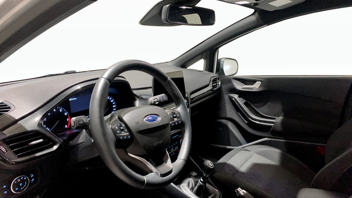 Vehicle Image 7