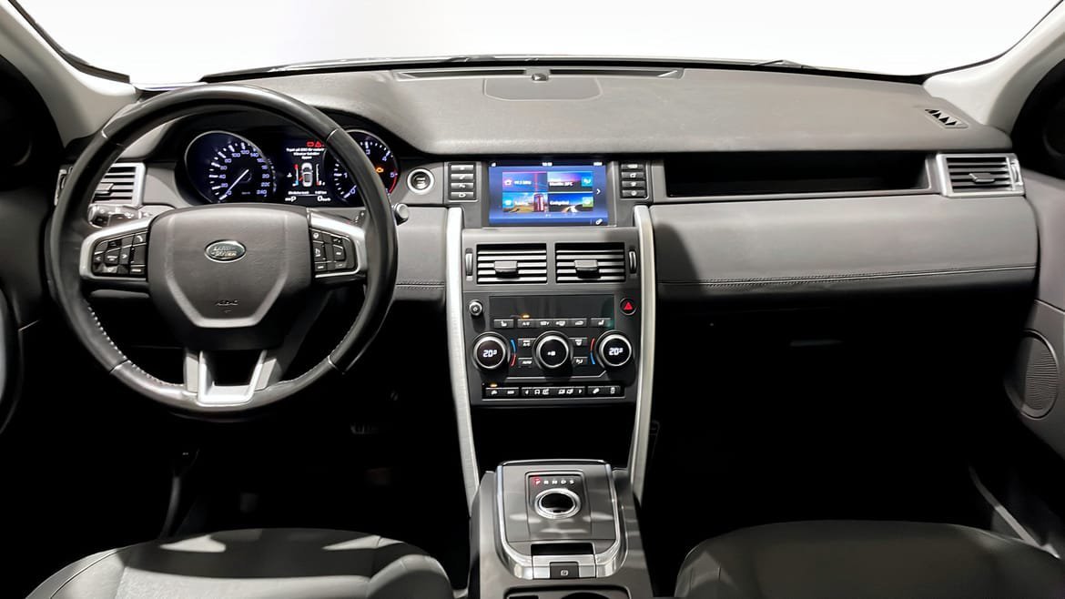 Vehicle Image 11