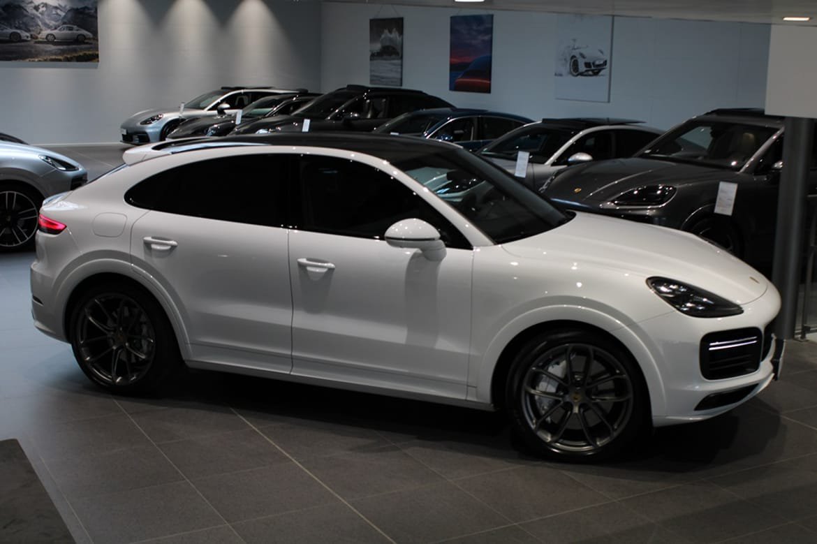 Vehicle Image 8