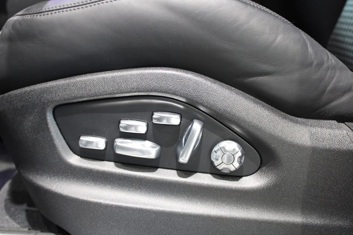 Vehicle Image 20