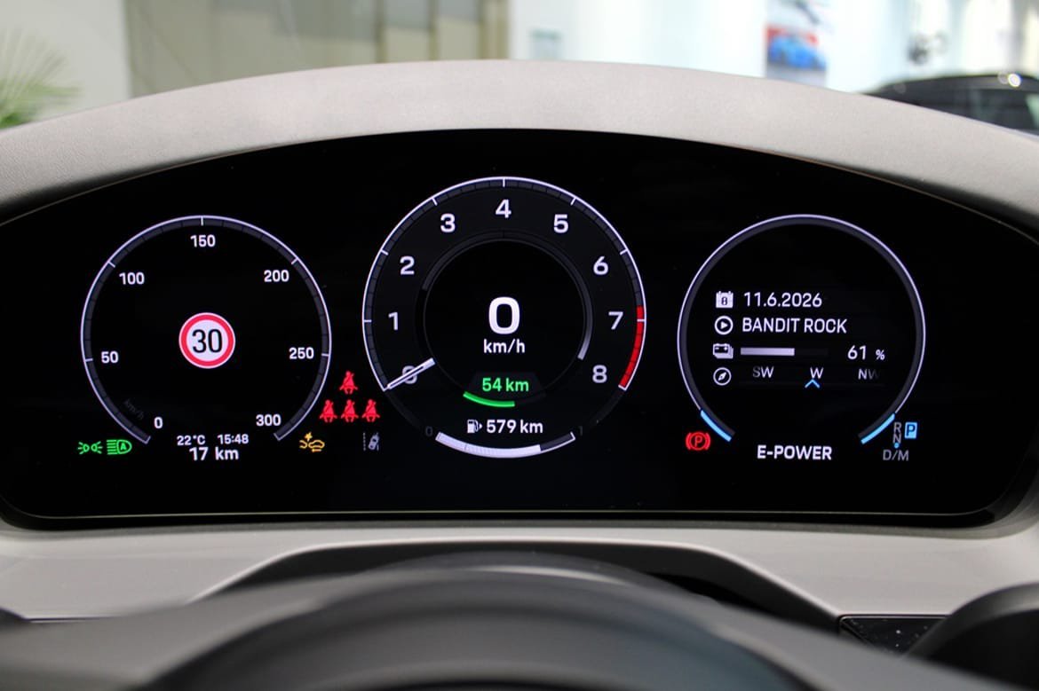 Vehicle Image 10