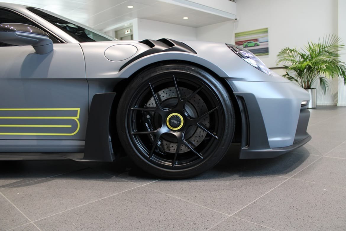 Vehicle Image 9