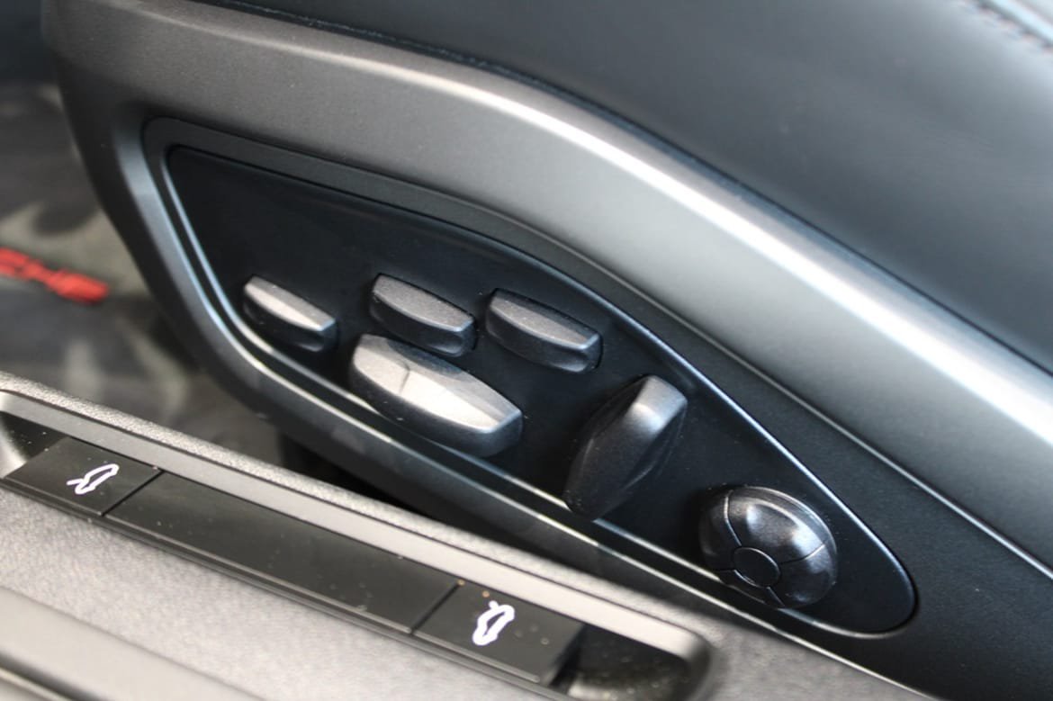 Vehicle Image 13