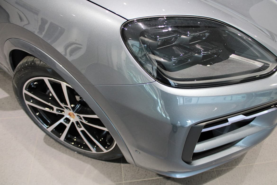 Vehicle Image 8