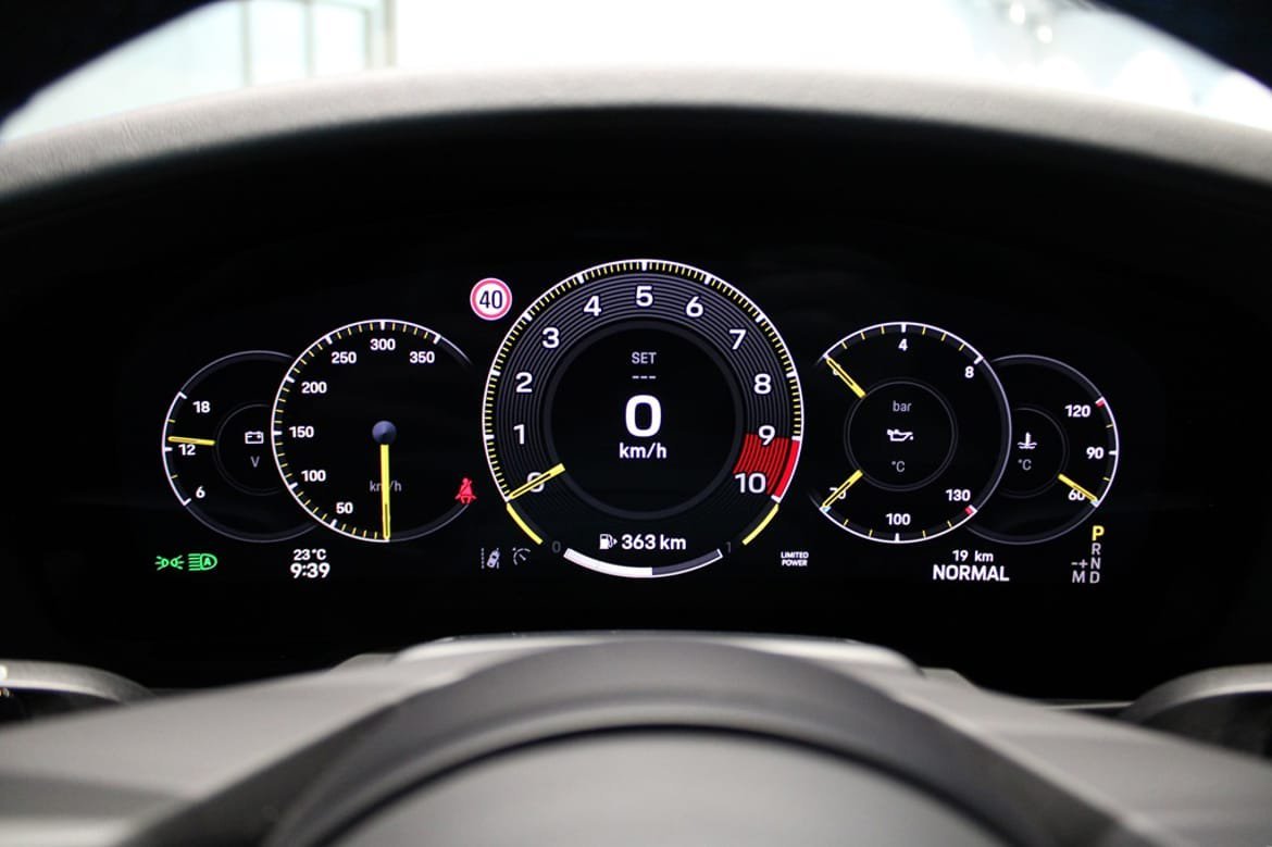 Vehicle Image 11