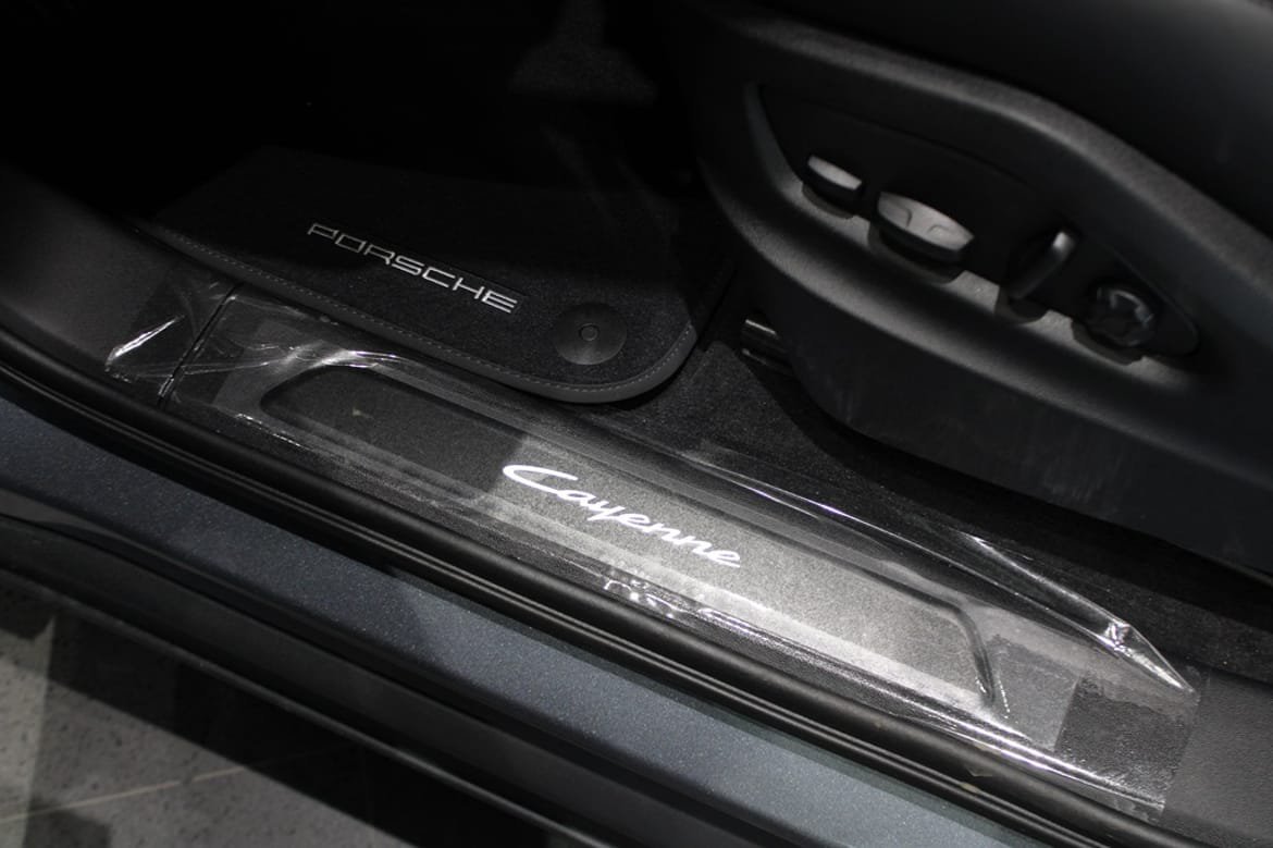Vehicle Image 14
