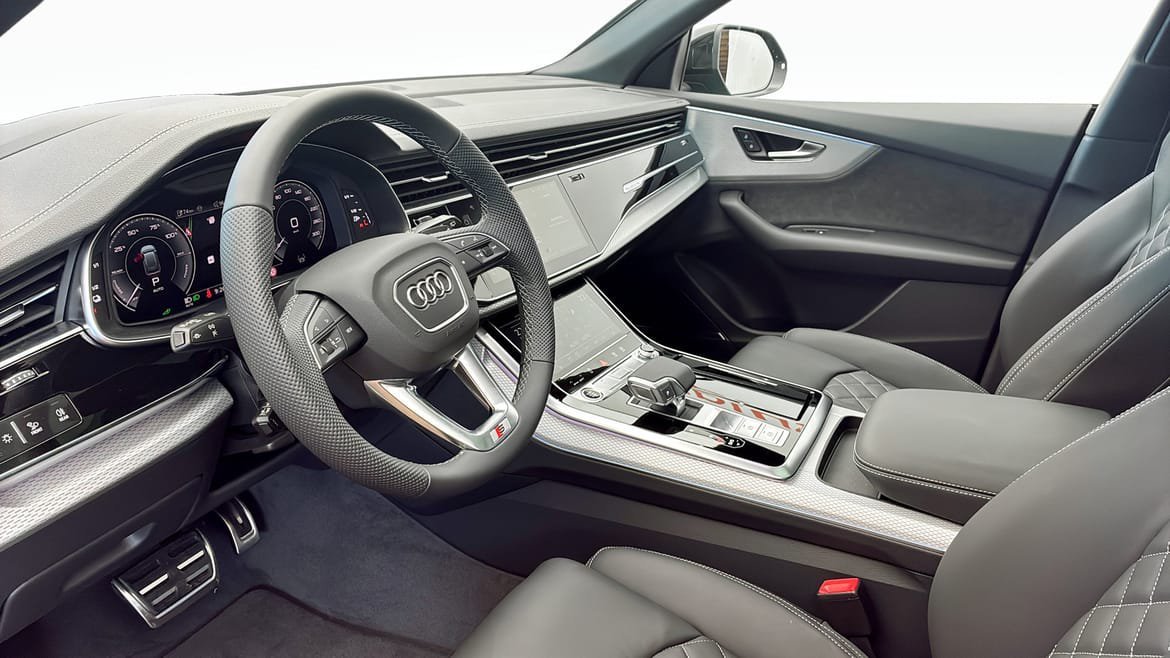 Vehicle Image 7