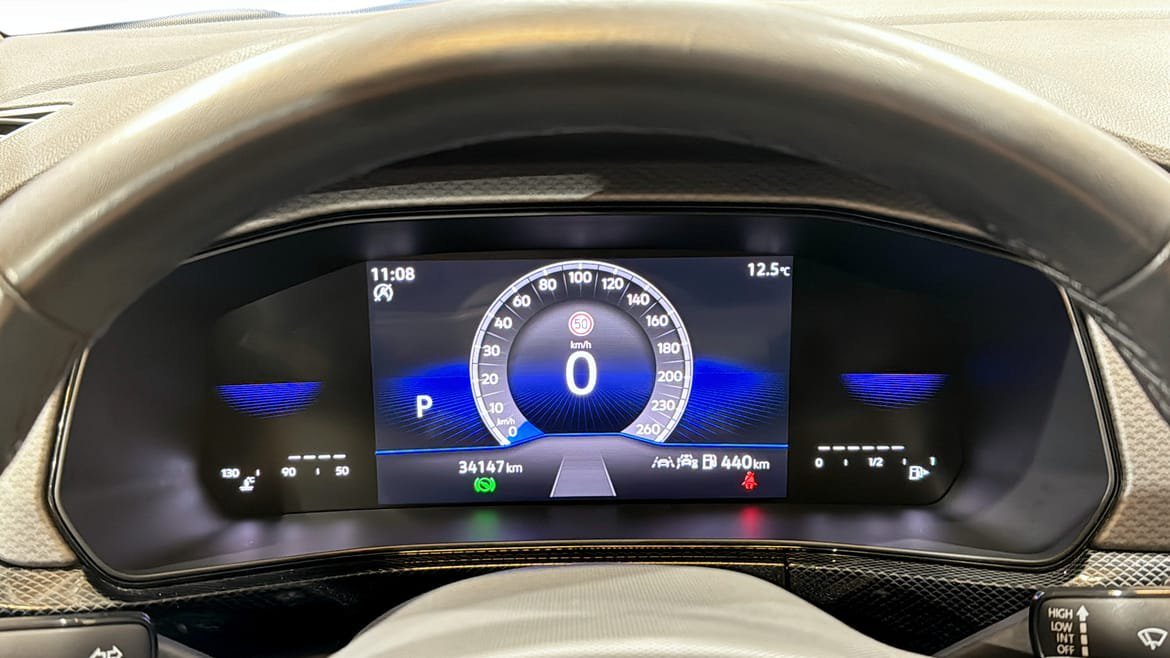 Vehicle Image 18