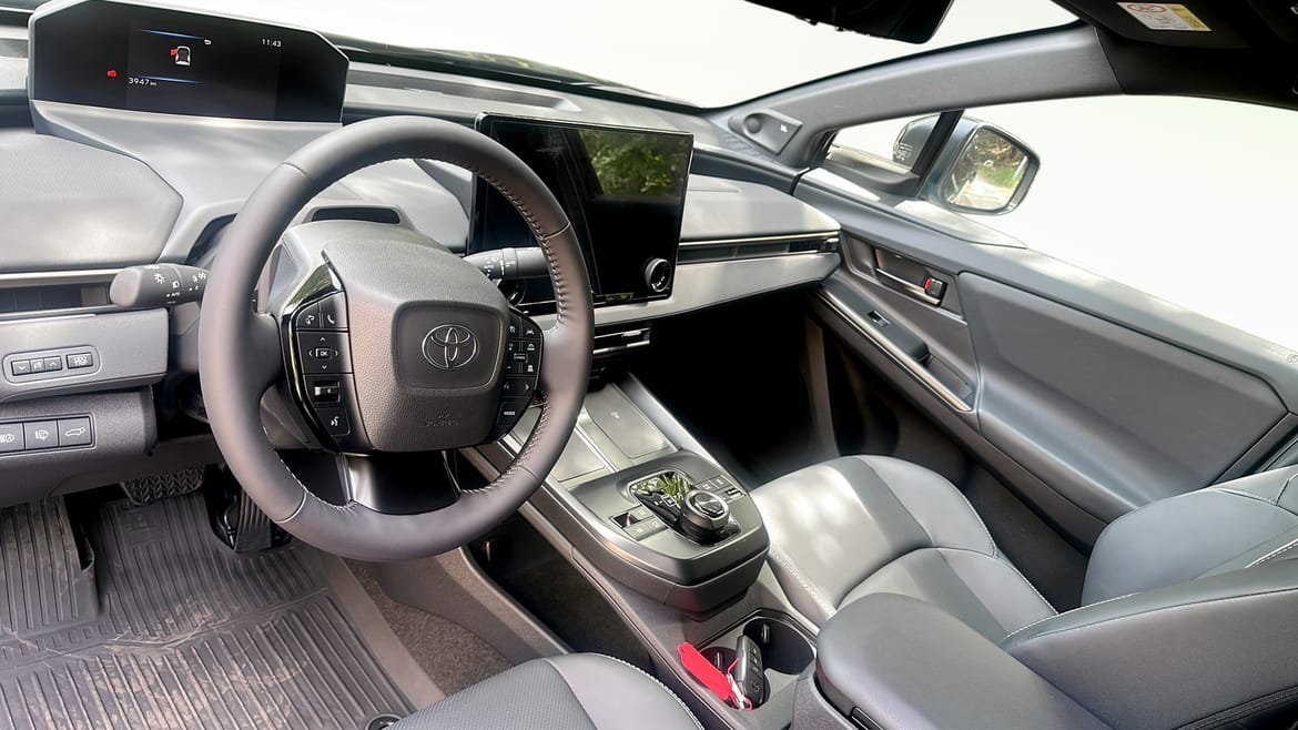 Vehicle Image 7