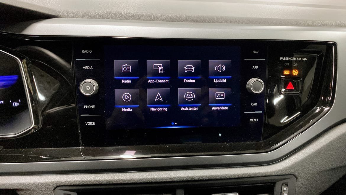 Vehicle Image 9