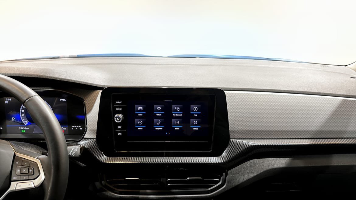 Vehicle Image 9