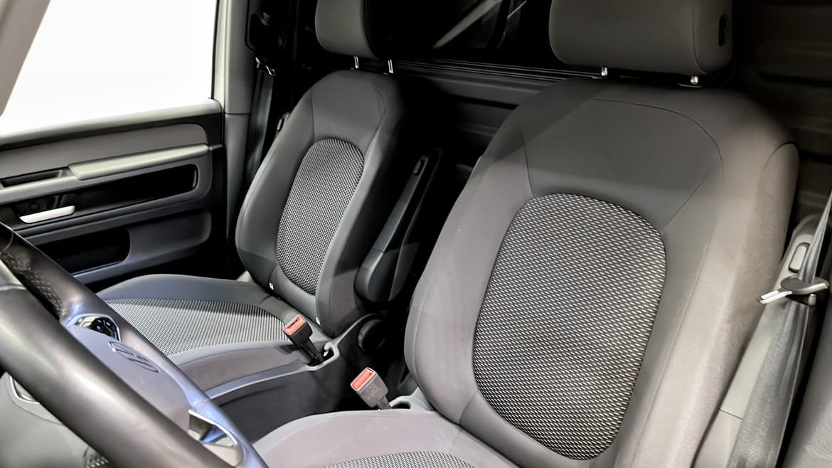 Vehicle Image 8