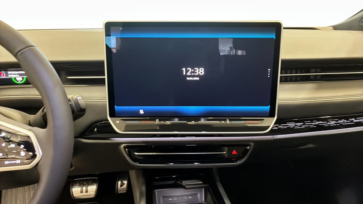 Vehicle Image 9