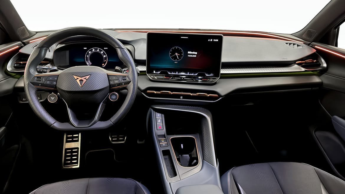 Vehicle Image 10