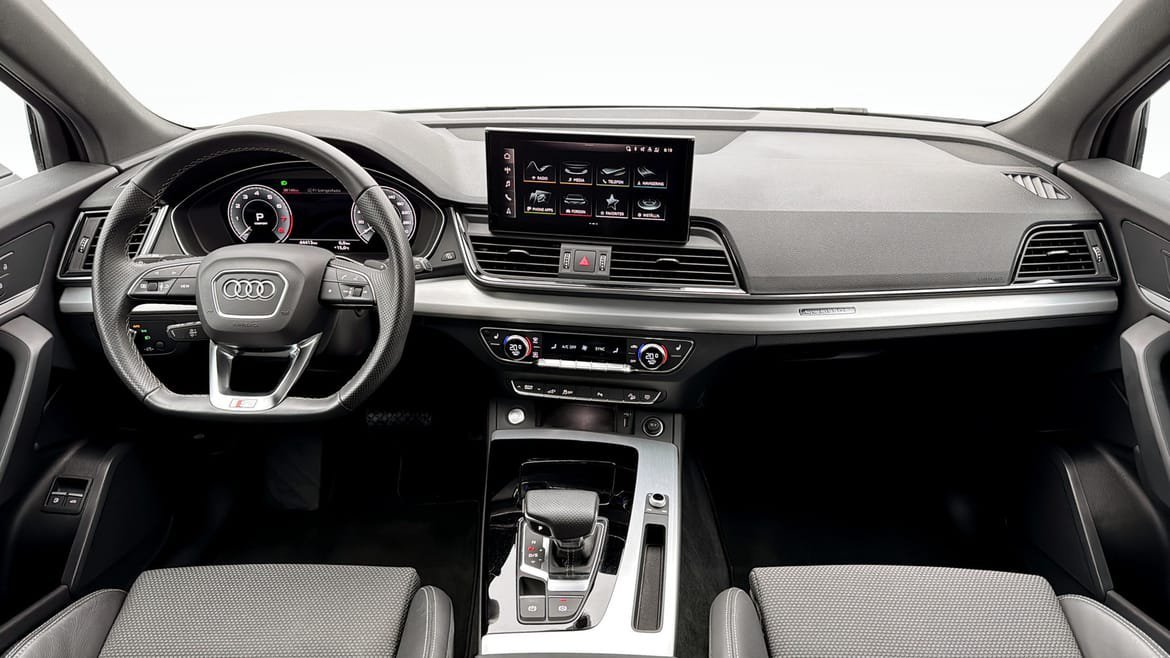 Vehicle Image 10