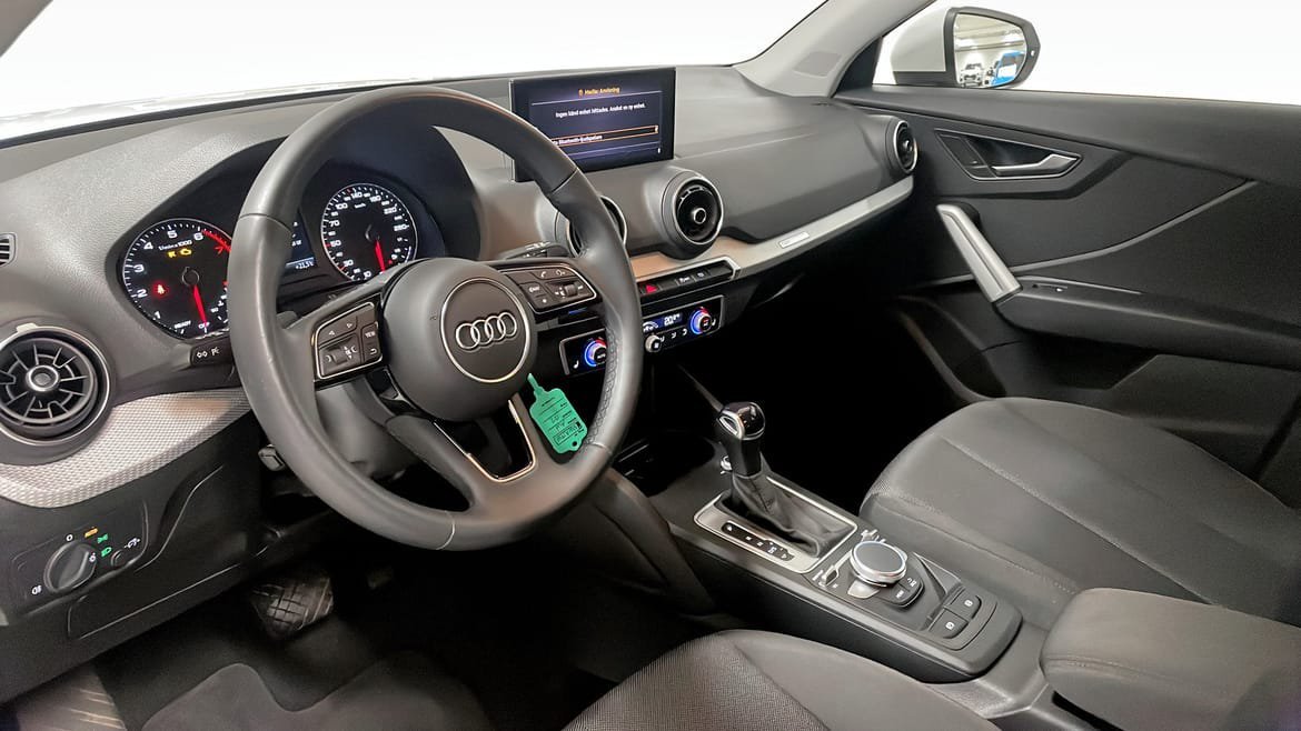 Vehicle Image 7